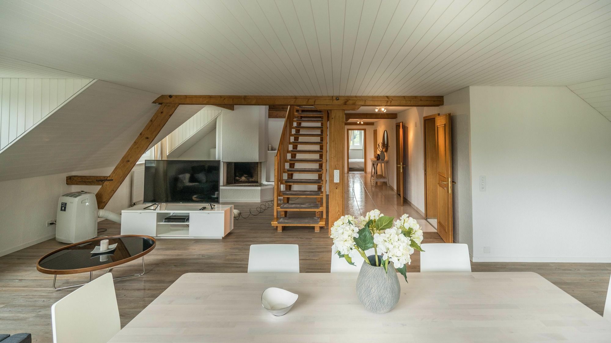 Loewenplatz Apartment Near Station By Airhome Zürih Dış mekan fotoğraf